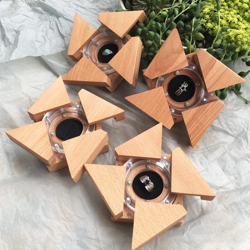 Sliding Ring Box