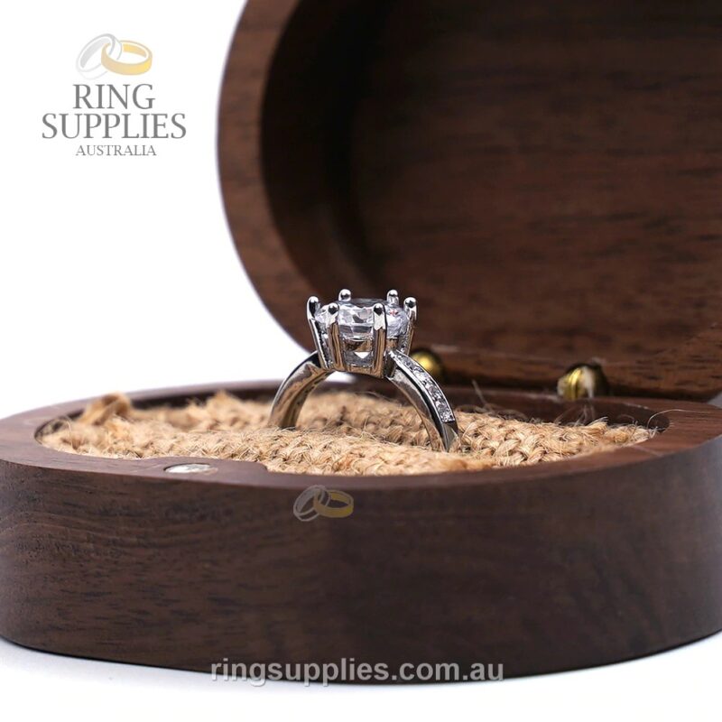 Walnut Oval ring presentation box